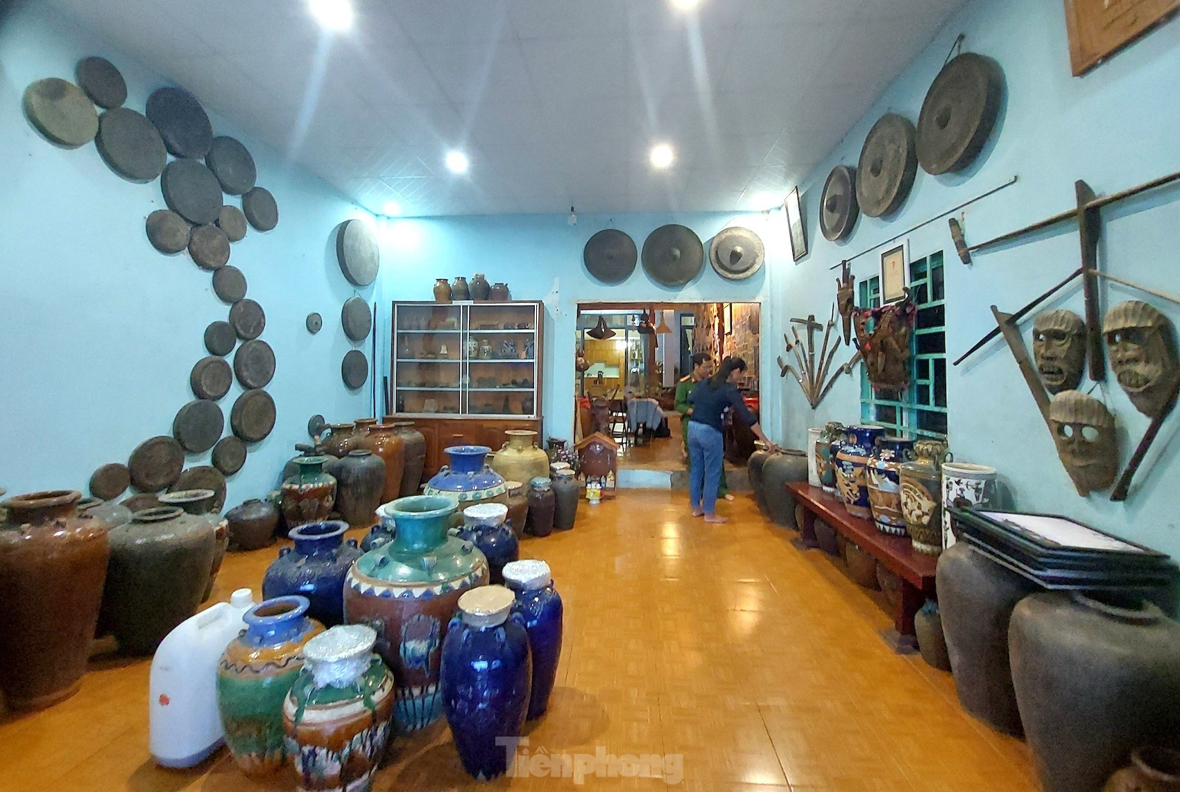 Thiếu tá công an sưu tầm hơn 1.000 hiện vật về văn hóa Tây Nguyên ảnh 1