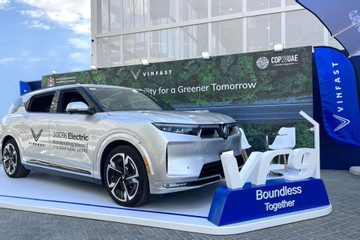 VinFast trưng bày mẫu xe VF 9 tại COP 28