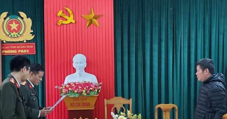 Báo 'chốt' CSGT trên mạng xã hội, 2 đối tượng bị phạt 10 triệu đồng