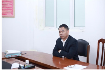 Bắt Chủ tịch Liên đoàn Lao động huyện Lạc Sơn