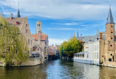 Bruges: Nàng thơ say ngủ của Bỉ, không màng tỉnh giấc dù nghìn năm đã qua