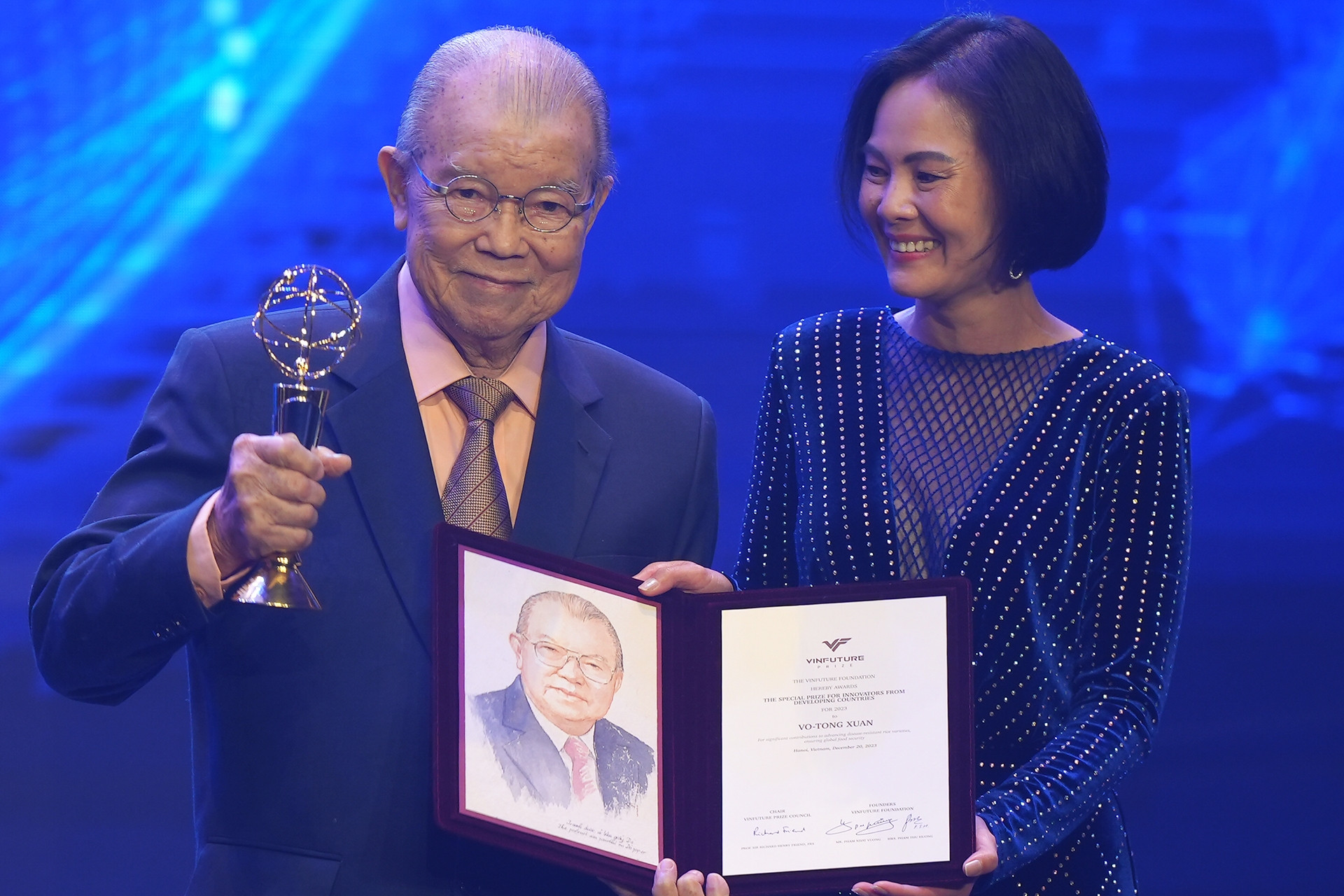 GS Võ Tòng Xuân giành giải thưởng VinFuture 2023