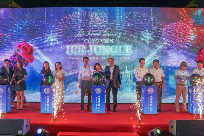 Ice Jungle - show trình diễn nghệ thuật ánh sáng độc đáo ở Phú Quốc