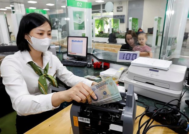 Overseas remittances to HCM City up 35% in 2023 hinh anh 1