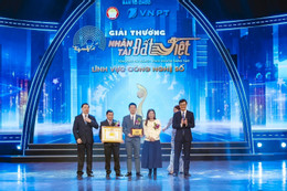 Nền tảng tiếng Anh IOE đạt giải 'Vì sự nghiệp khuyến học'