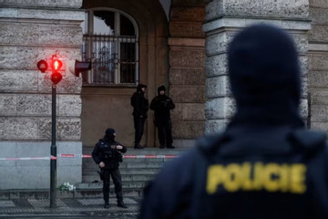 Truyền thông Séc công bố nhật ký của kẻ xả súng trường đại học ở Praha