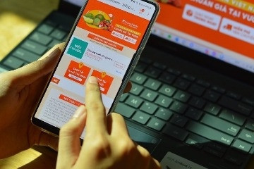 Bản tin kinh tế 23/12:  Thương mại điện tử VN tăng; đẩy mạnh cho vay tiêu dùng