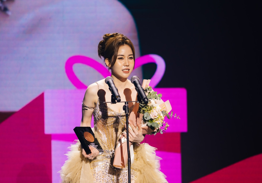 batch dd6 ngoclazy07 nha sang tao noi live match cua nam.jpg