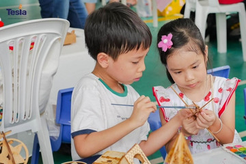 EU Christmas market held in Ho Chi Minh City for first time