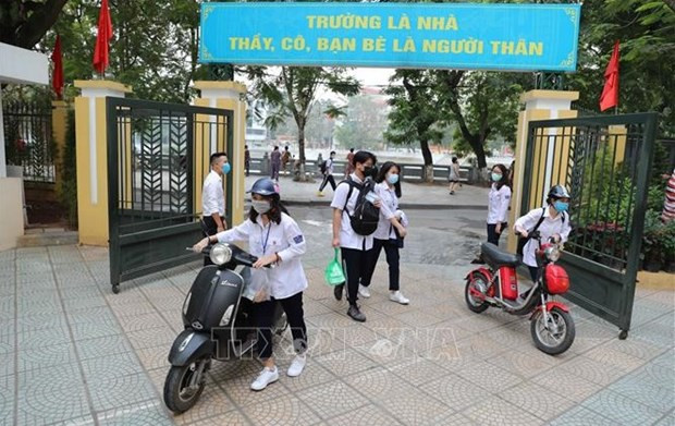 PM orders drastic measures to ensure traffic safety for students hinh anh 1