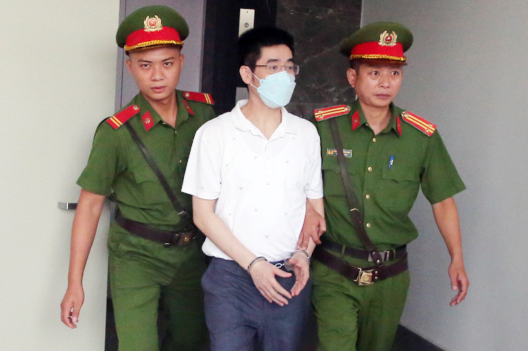 cuu dieu tra vien hoang van hung 1106.jpg