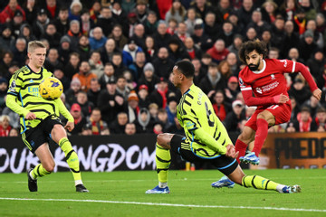 Liverpool hòa nghẹt thở Arsenal: Pháo thủ thoát thua ở Anfield