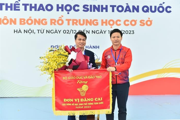 14 đội tham gia giải bóng rổ học sinh toàn quốc