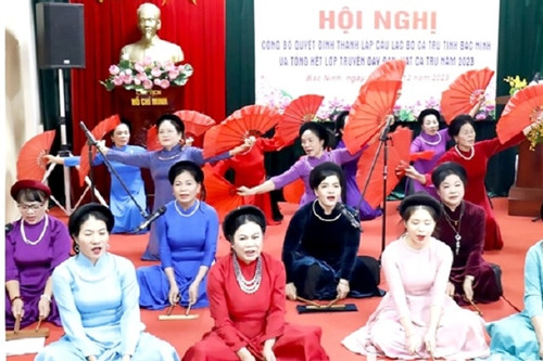 Bac Ninh launches club to preserve UNESCO recognized ca tru