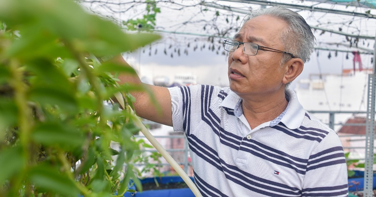 Trung Dân: Bị dè bỉu vì đi xe cà tàng, U60 viên mãn bên 'vợ được chỉ định'