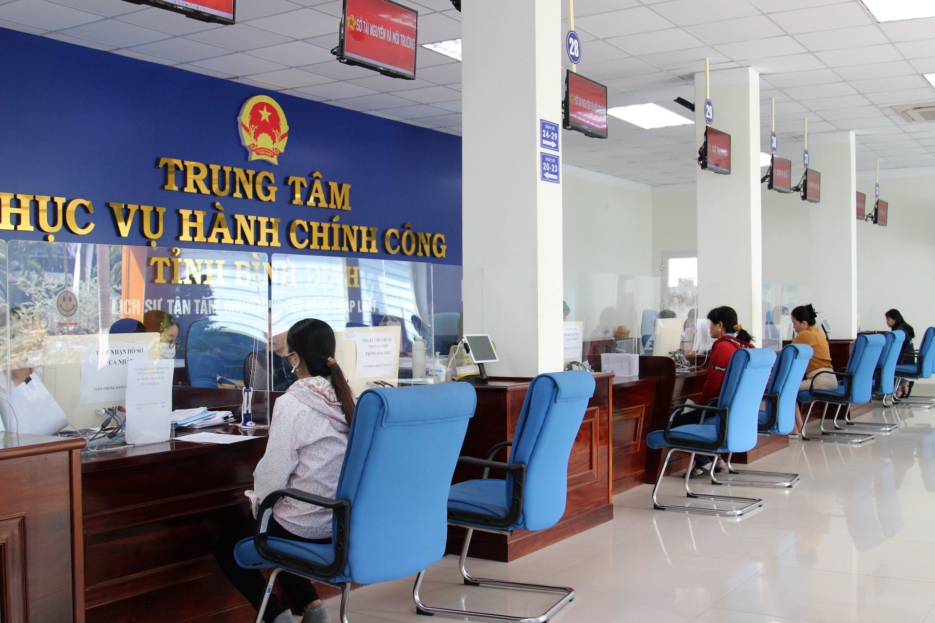 Cải cách thủ tục hành chính để không ngừng cải thiện môi trường đầu tư