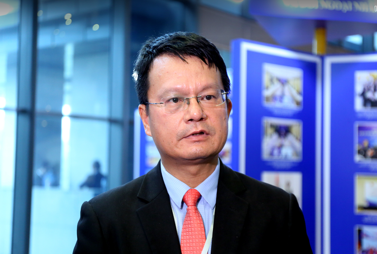 tran viet thai dai su.png