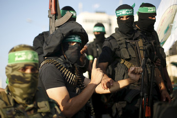 Israel tước đặc quyền visa của nhân viên LHQ, Hamas bác đề xuất của Ai Cập
