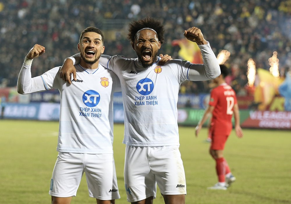 nam dinh vs the cong 2.jpg