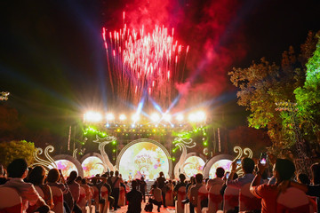 Tây Ninh chào năm mới và đón du khách thứ 5 triệu với màn pháo hoa rực rỡ