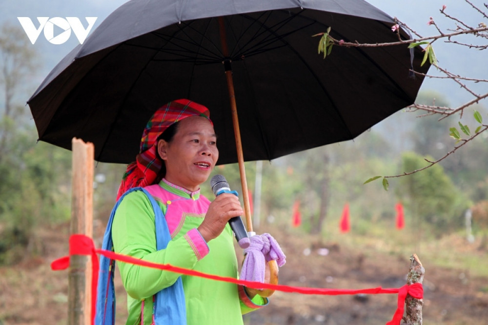 the bride-welcoming ceremony of the giay ethnic people picture 11