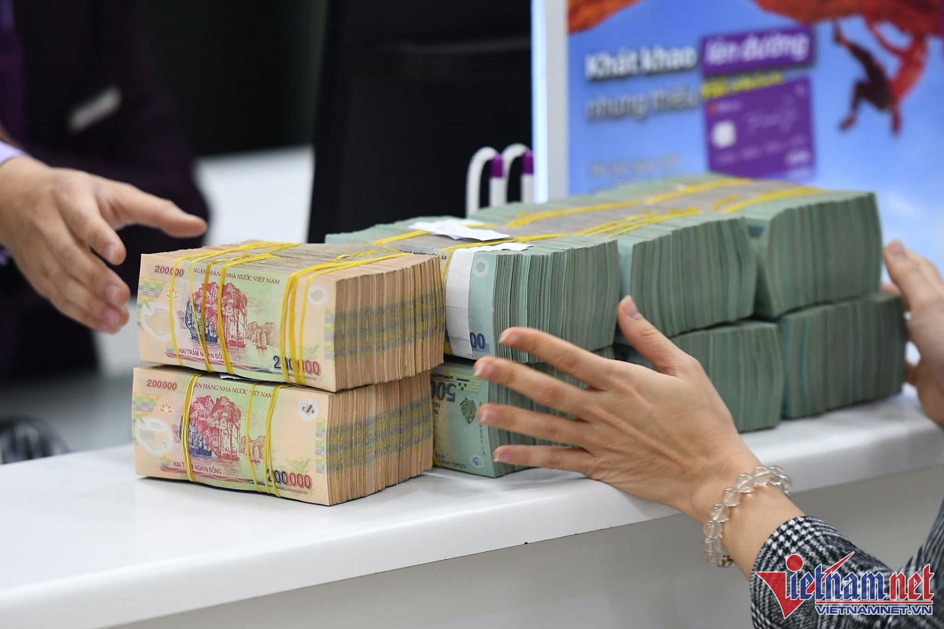 thong tu 06 vay von vietnamnet.jpeg