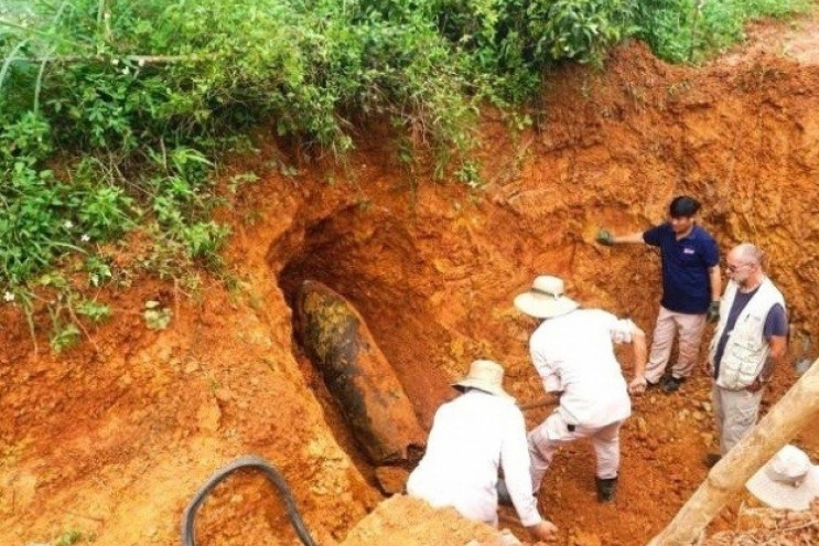 Three wartime bombs discovered in Quang Tri province in one week