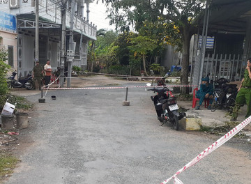 Nam sinh đâm chết người trước cổng trường ở Tiền Giang