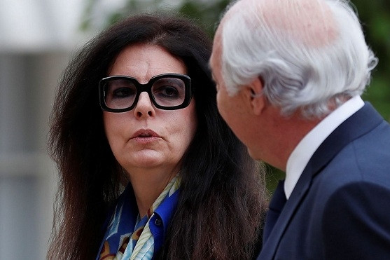 Người phụ nữ đầu tiên trên thế giới sở hữu khối tài sản 100 tỷ USD