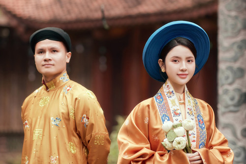 Ảnh cưới phong cách hoài cổ của Quang Hải - Thanh Huyền
