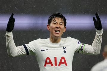 Kết quả bóng đá hôm nay 1/1/2024: Son Heung-min giúp Tottenham thắng to