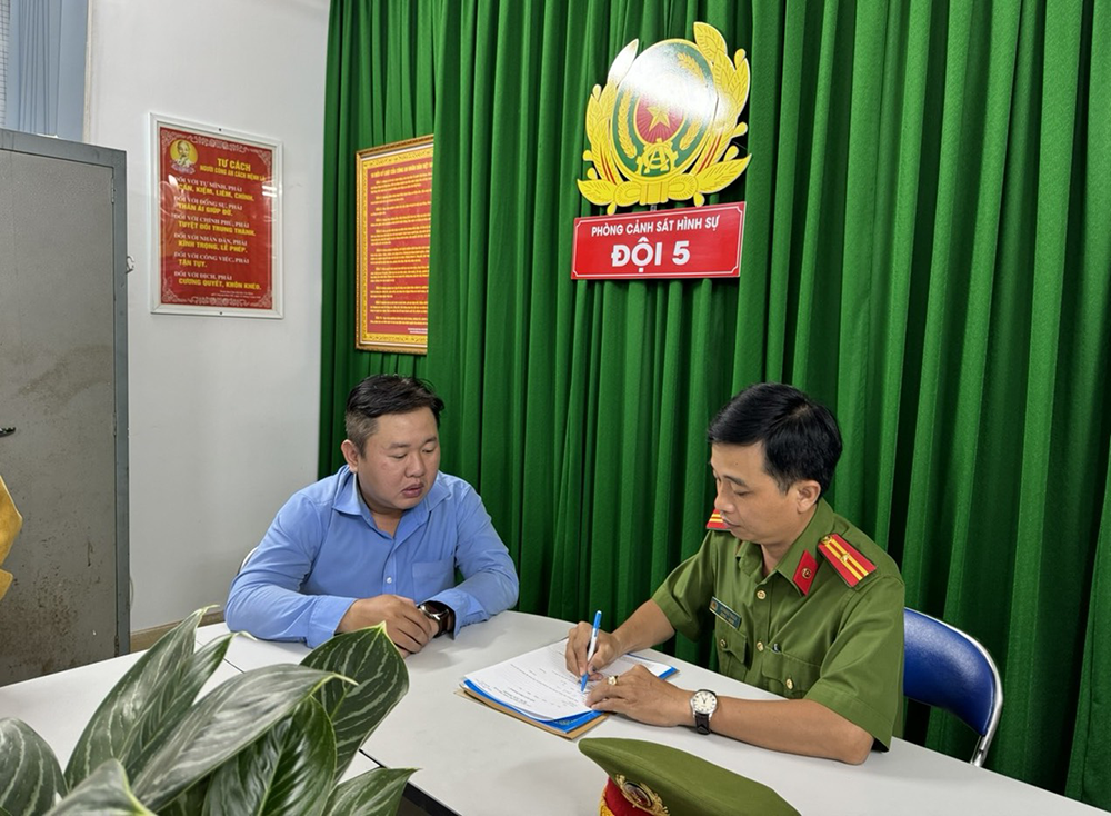 nha hang ban dam 2.png