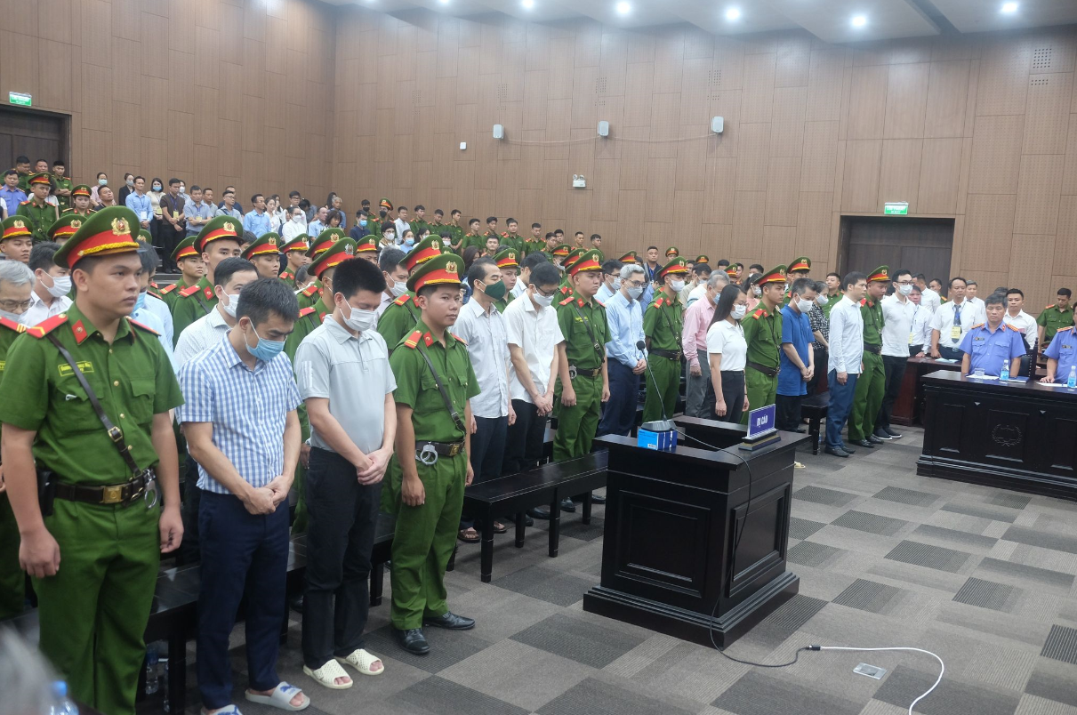 xet xu chuyen bay giai cuu.png