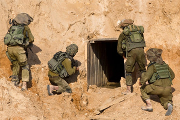 Báo Mỹ nói Israel định dùng nước biển làm ngập các đường hầm của Hamas ở Gaza