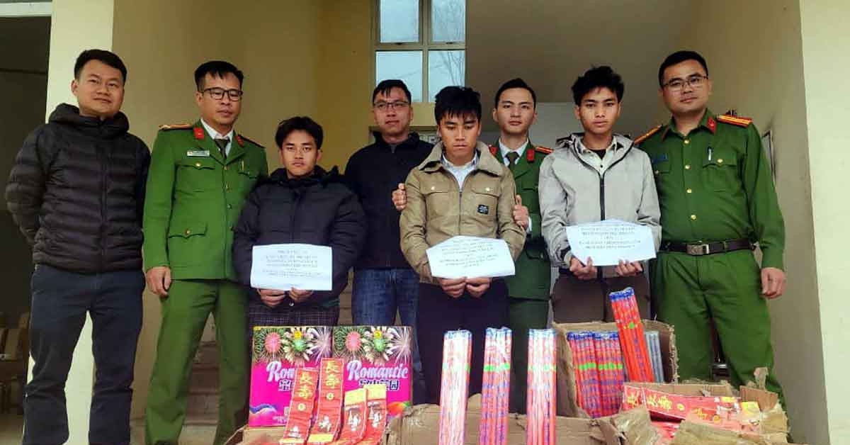 Đường dây buôn lậu sâm và pháo nổ từ Trung Quốc về Việt Nam