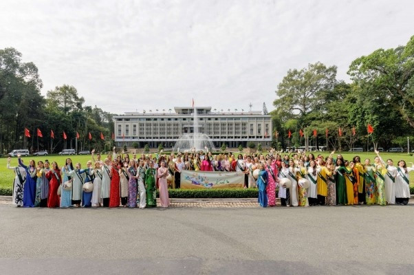 miss earth 2023 finalists graceful in vietnamese ao dai picture 11