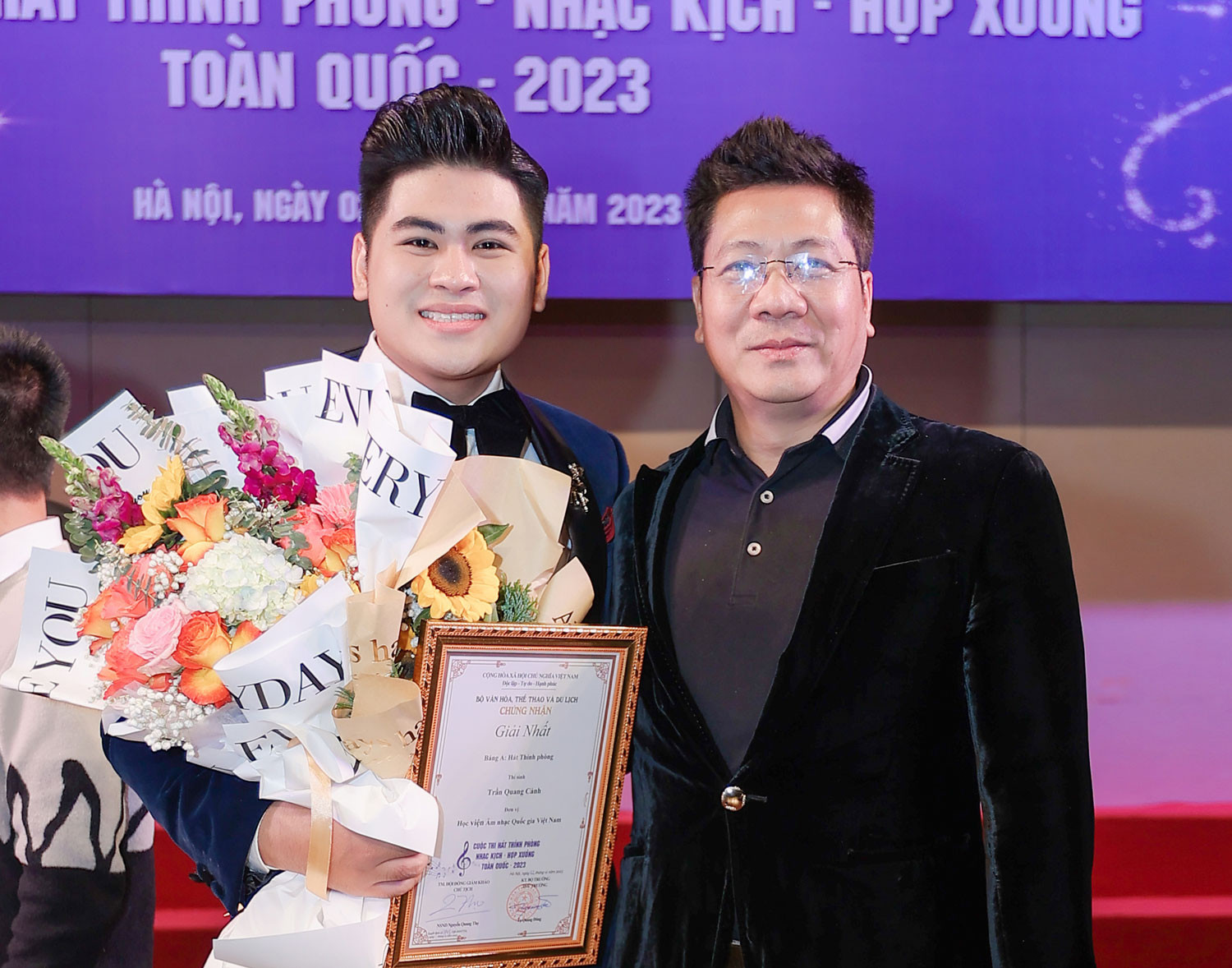 nsnd quoc hung va tran quang canh.jpg