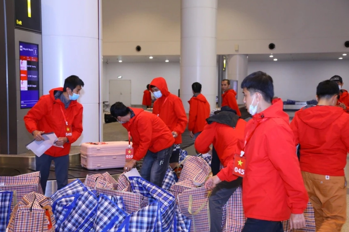 Việt Nam sơ tán 338 công dân từ vùng chiến sự ở Myanmar về nước