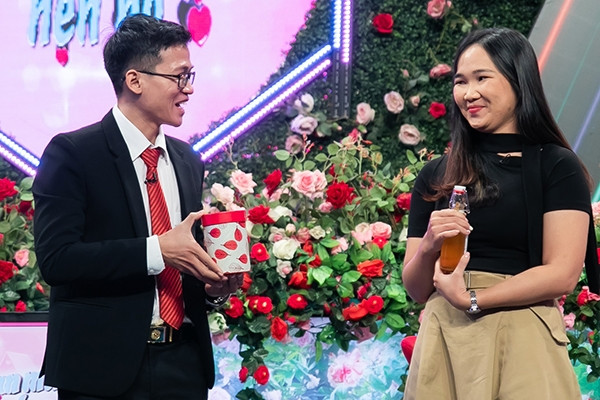 Chàng thạc sĩ gây bất ngờ khi dùng công cụ AI phác họa mẫu người yêu lý tưởng