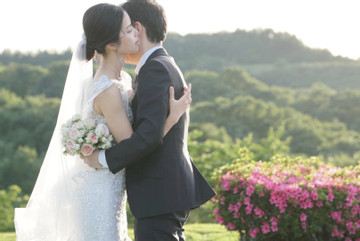 Chồng Nhật ngại tạo dáng, vợ Việt chờ 5 năm chụp ảnh cưới tuyệt đẹp 0 đồng