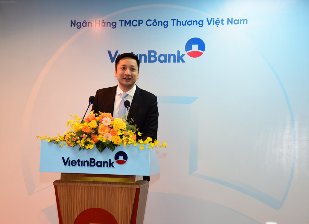 le trao thuong anh 1.jpg
