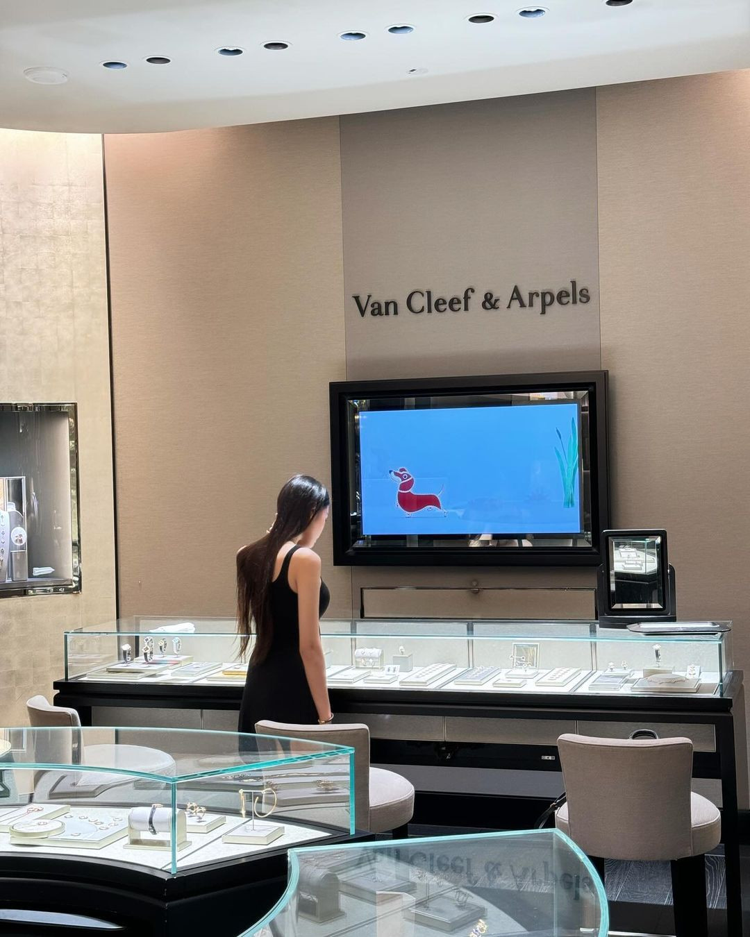 snapinstaapp 405496595 1989151558125614 2756109663897028159 n 1080.jpg