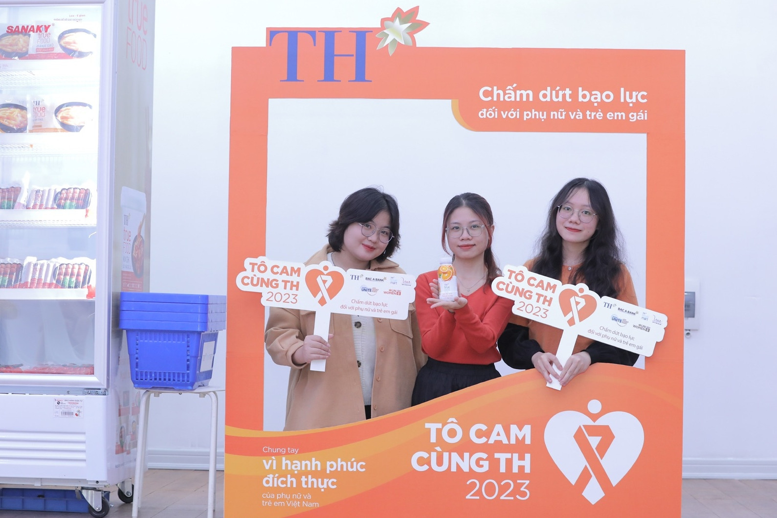 ‘Tô cam cùng TH 2023’:Chung tay vì hạnh phúc đích thực của phụ nữ và trẻ em Việt