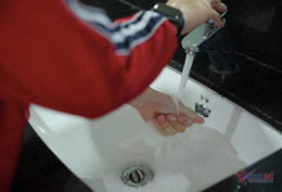 Nhà vệ sinh trường học sạch, thân thiện giúp trẻ được bảo vệ sức khỏe