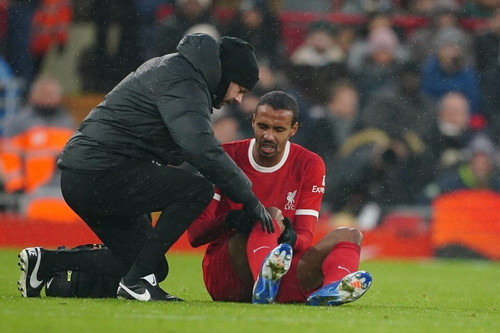 Liverpool mất trụ cột hết mùa vì chấn thương nặng