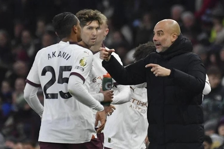 Man City báo động đỏ, Pep Guardiola thừa nhận sự thật phũ phàng