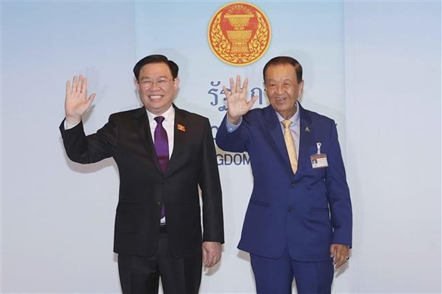 Top Vietnamese, Thai legislators hold talks hinh anh 1