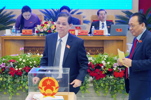 Chủ tịch HĐND và Chủ tịch UBND tỉnh Khánh Hòa có nhiều phiếu tín nhiệm cao nhất