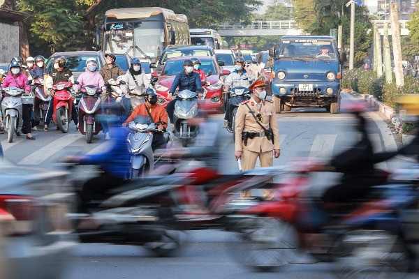 Công an Hà Nội huy động tối đa lực lượng chống ùn tắc dịp cuối năm