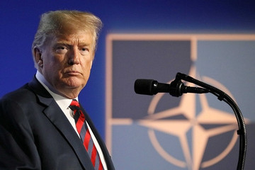 Cựu Bộ trưởng Quốc phòng Mỹ cảnh báo NATO có thể tan rã nếu ông Trump tái đắc cử